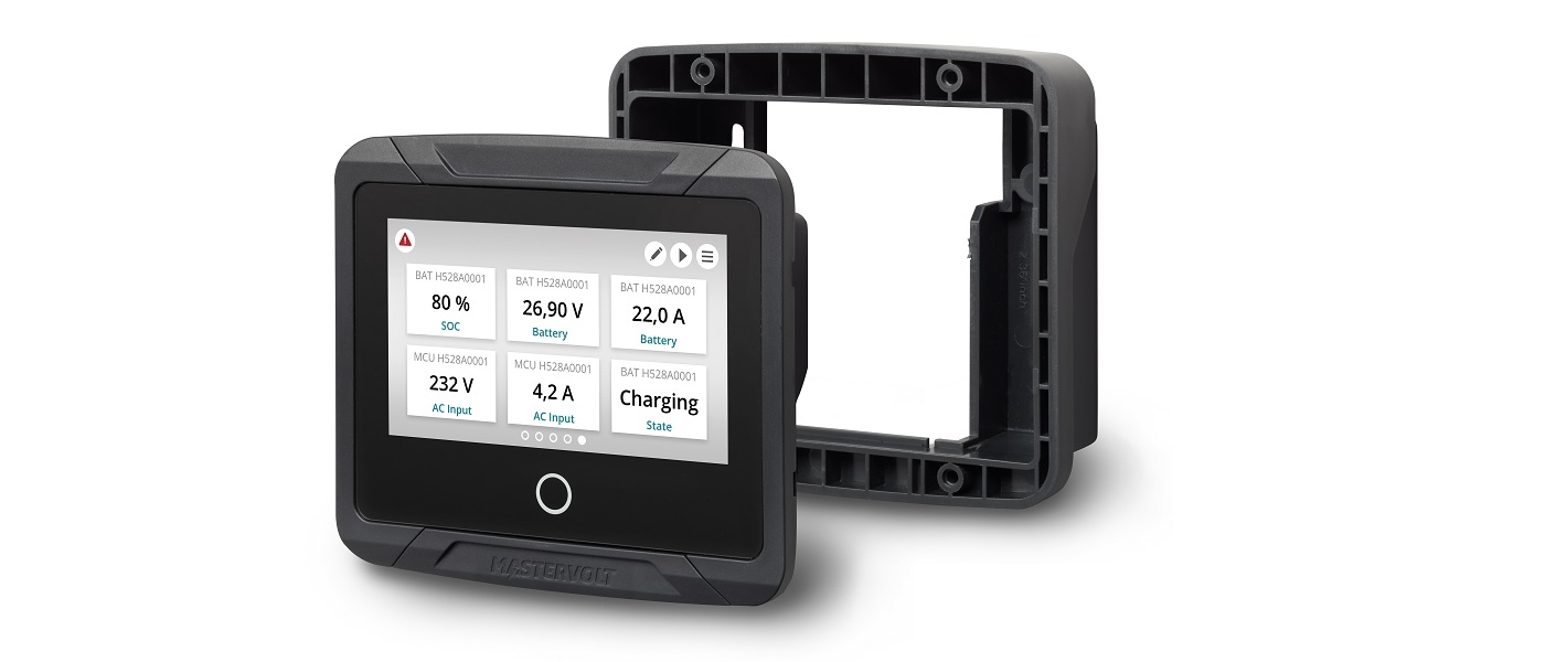 New EasyView 5 waterproof system monitor from Mastervolt with an intuitive touch