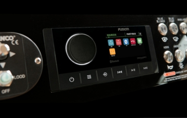 Apollo award winning innovation re-embodied – NEW Apollo RA670 Marine Stereo