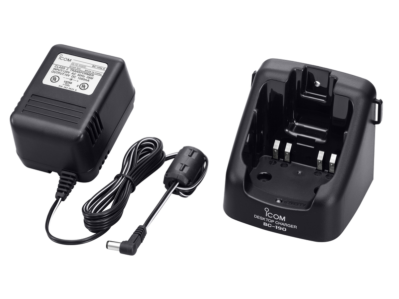 Carregador rápido  de mesa. Inclui adaptador AC modelo BC-145LE