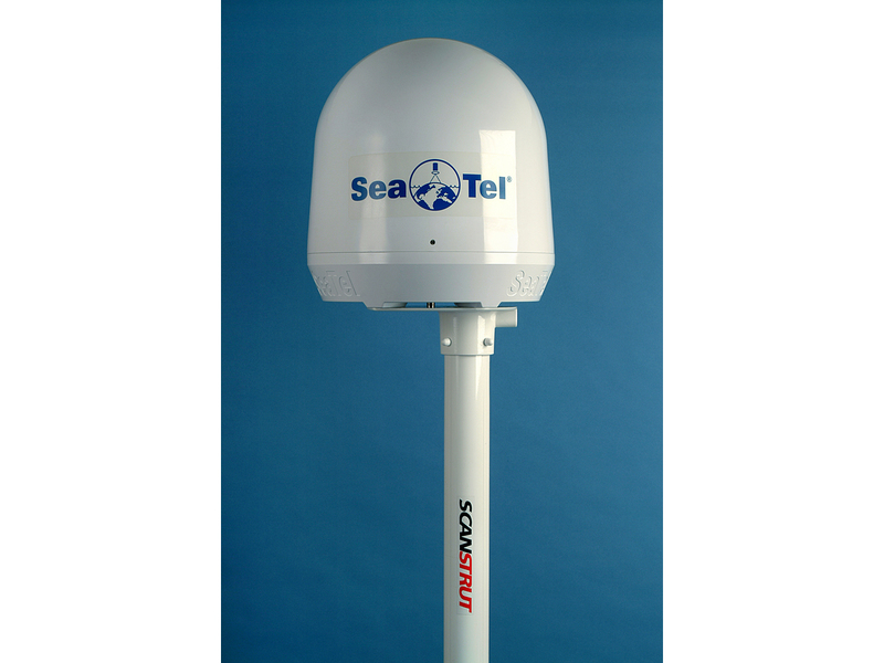 SC106 – Pole Mount System for Small SATCOM Radomes