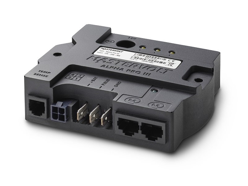 Alpha Pro III - 12/24 V 3-Step Charge Regulator