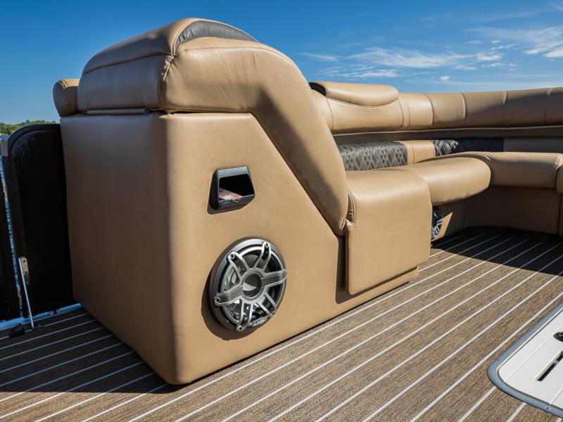 SC-CW-06F – Rokk Wireless Nest 10W – Carregador sem fios para smartphones à prova de água 12/24V | 10W